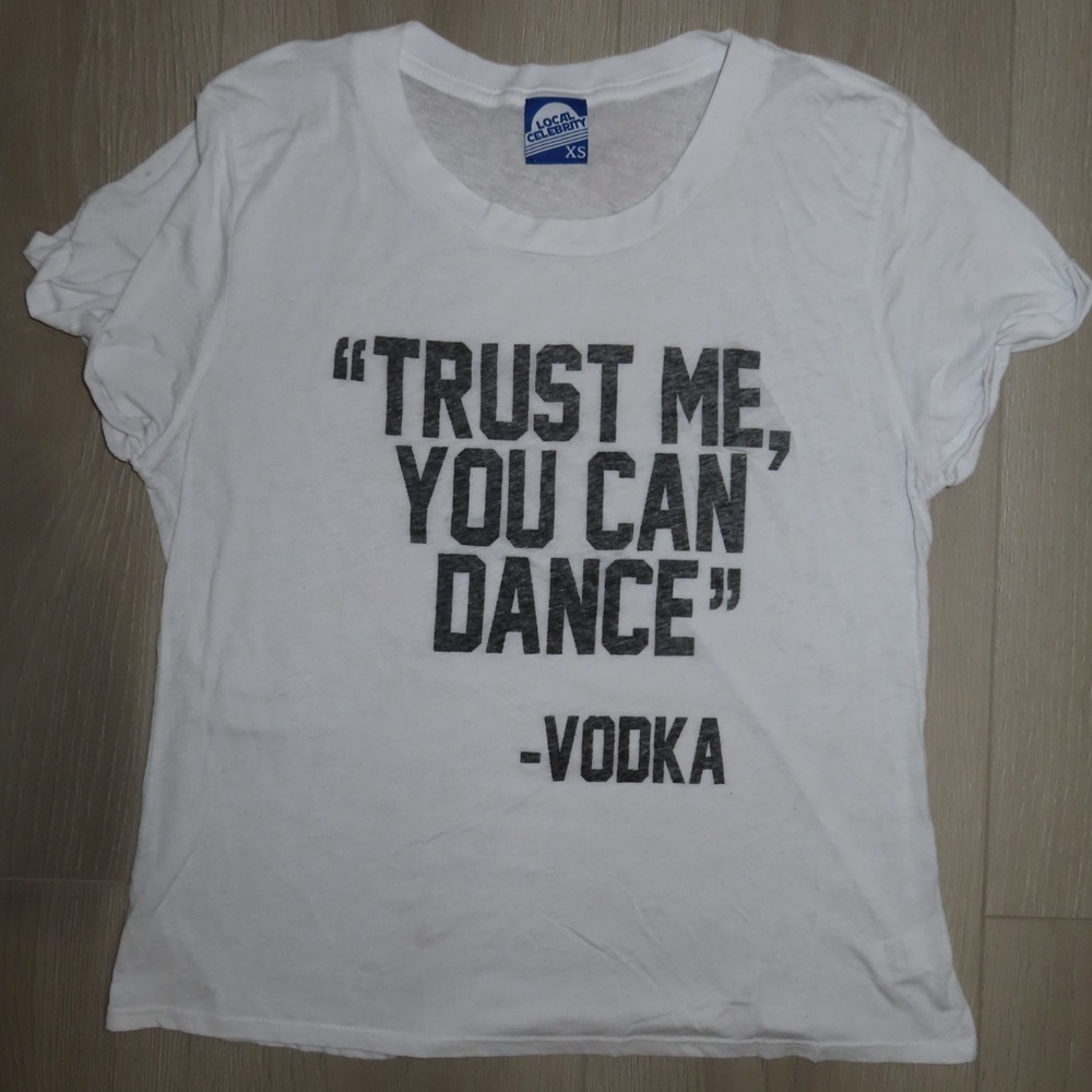 White graphic T-Shirt SIZE: XS